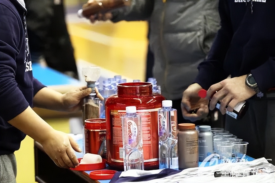 电解质运动饮料批发,电解质水饮料遭抢购