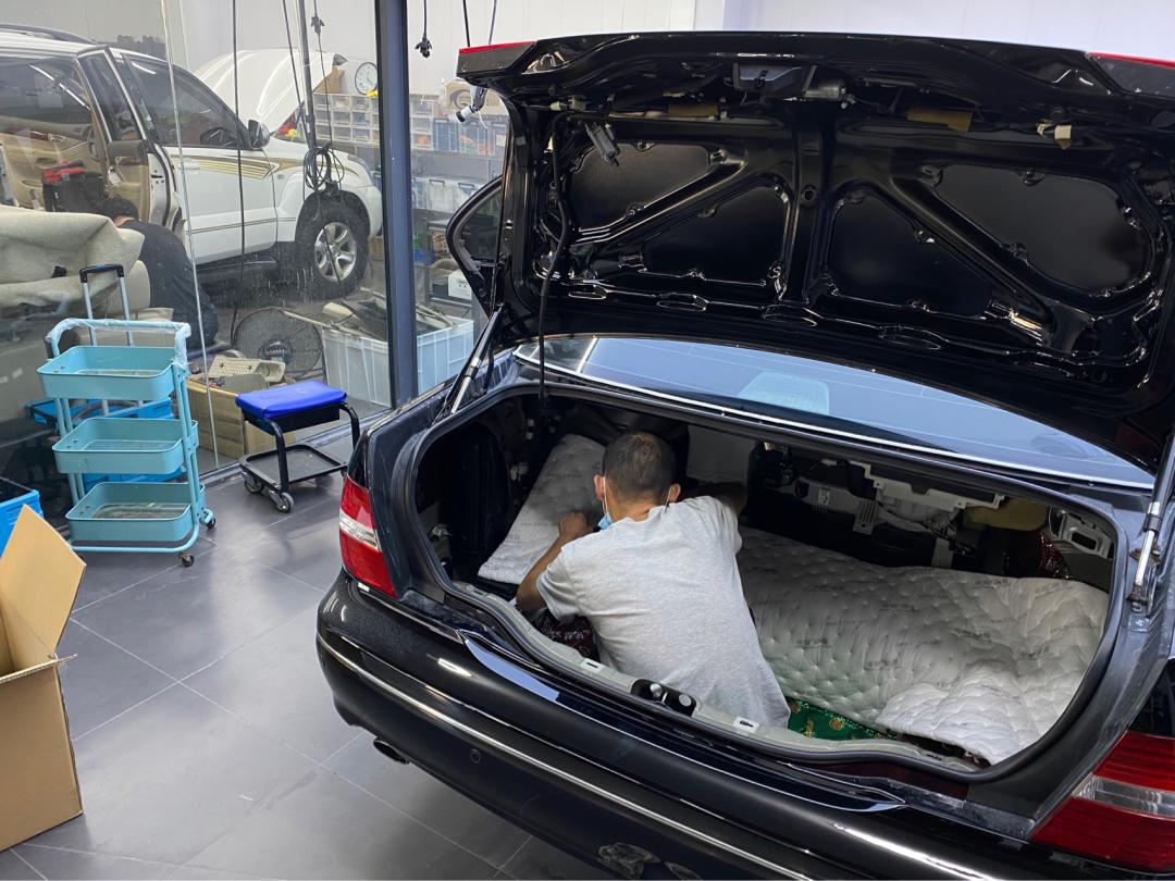 搞了辆“破烂不堪”05年凌志LS430，进厂翻新重造，复活又变新车