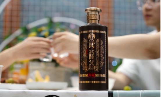 五一在即，大量韩国游客涌入我国，看似旅游，实则是来代购茅台？