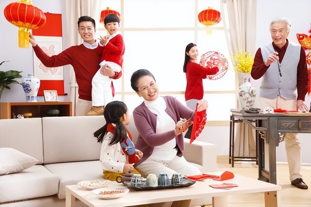 亲戚带娃做客损坏化妆品,亲戚带娃做客摔掉化妆品