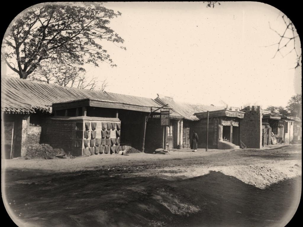 日军日记：男人饿倒在地，为了救他，我将他妻子的乳房割给他吃!