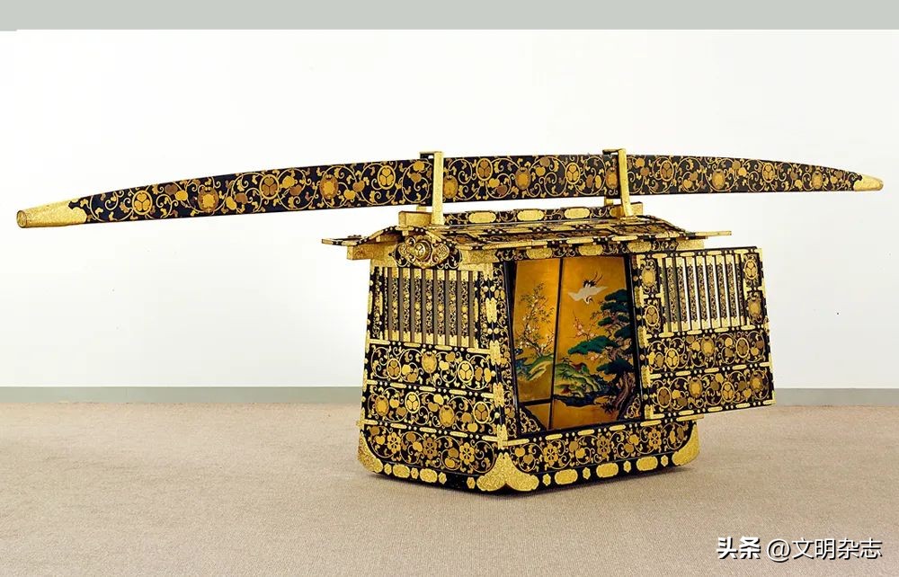 日本美的根芽：《源氏物语》与物哀