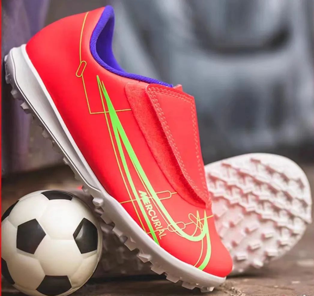 荣哥品牌鞋,顶级球鞋推荐足球鞋