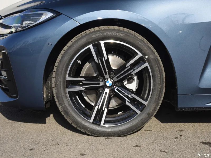 宝马15万摩托车回头率高,宝马水鸟1250gs回头率有多高