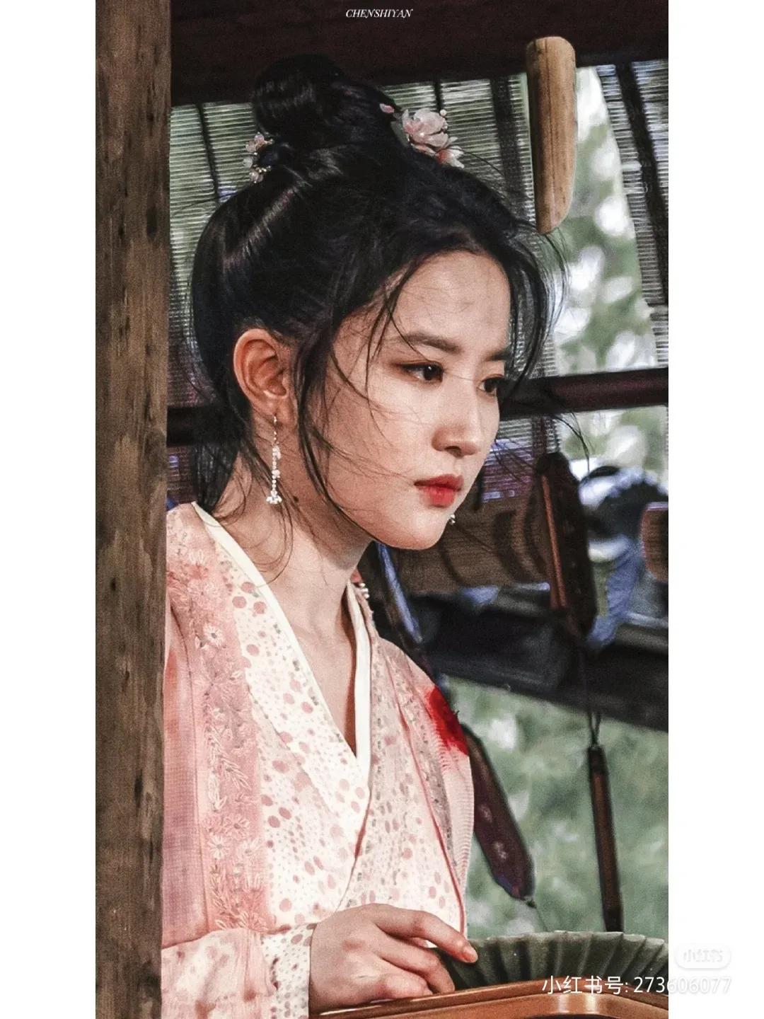 神仙姐姐刘亦菲花絮,神仙姐姐刘亦菲礼服