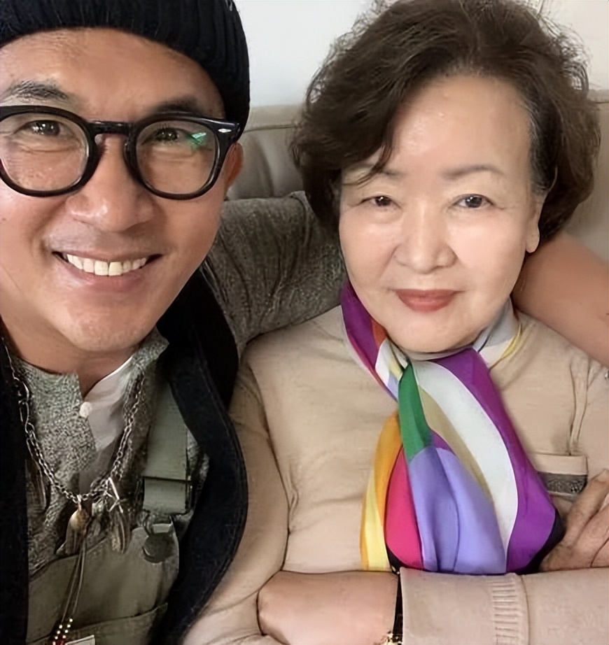 大s具俊晔以前同居过吗,具俊晔和大s雇佣关系