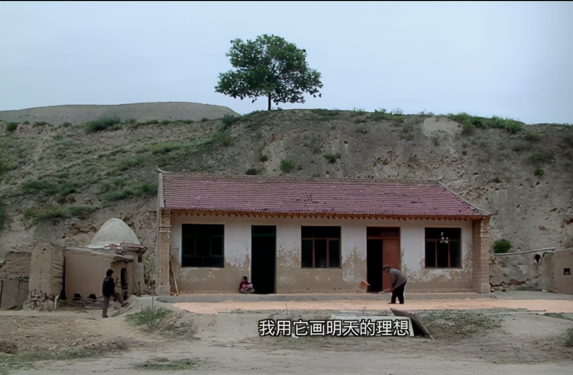 一个农村女孩的突围之旅,一个贫穷的农村女孩的出路