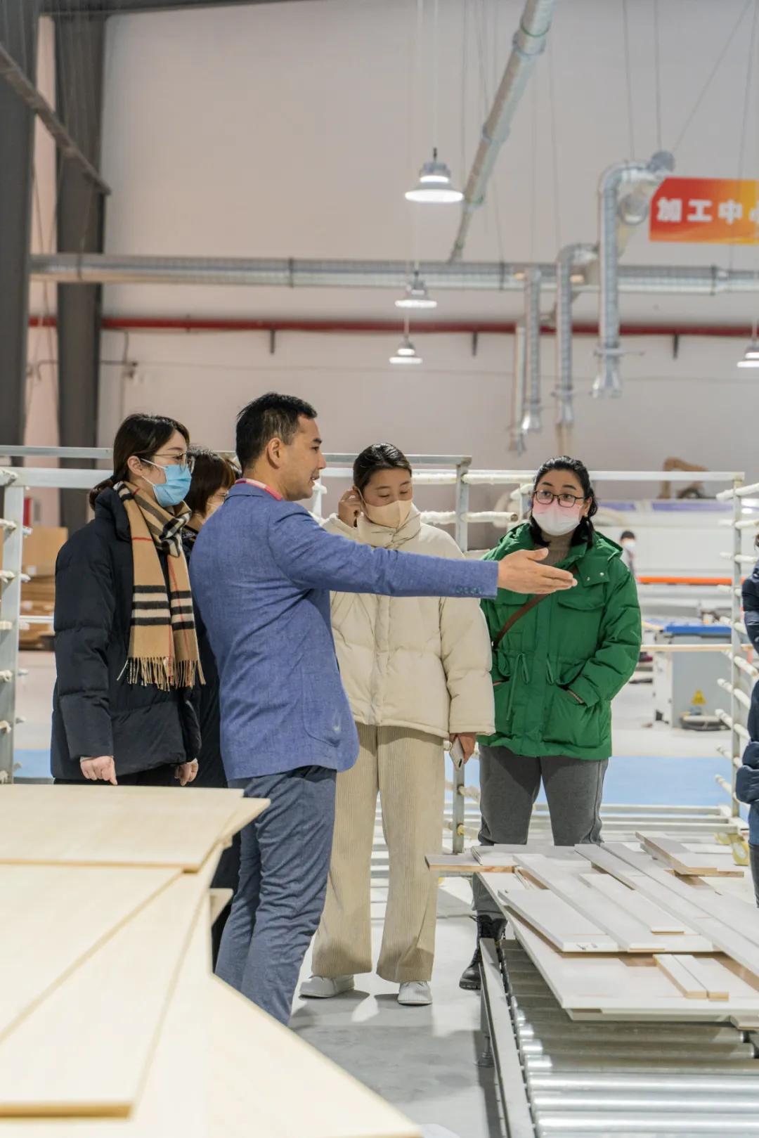 2022飞墨定制工厂全面升级！设计+施工+定制，不断完善家居模式