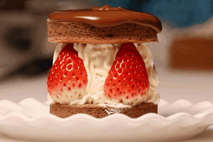 巧克力奶油蛋糕造型简约新手,巧克力草莓奶油蛋糕造型