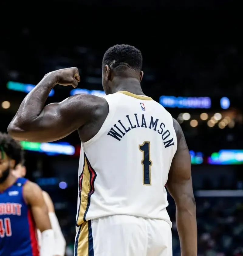 玻璃属性已确定！才四场比赛胖虎又倒下了