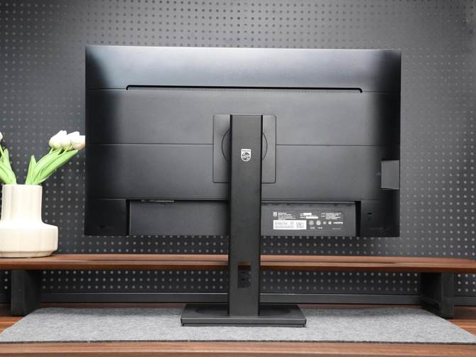 飞利浦558m1ry超大显示器体验,飞利浦55寸最新显示器