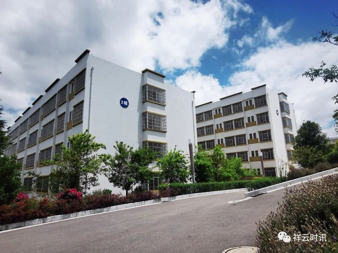 传承红色精神争做时代楷模,传承红色基因争做新时代标兵