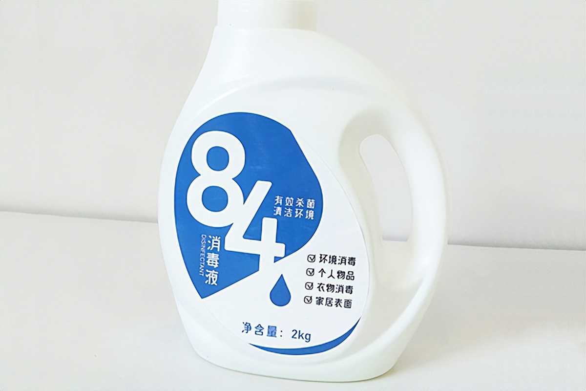 84消毒液使用和注意事项,家中拖地常使用84消毒液有啥效果