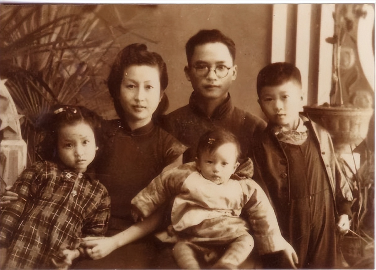 “你的满洲，我的东北”：近代中国学者的“东北观”