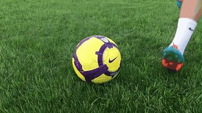 传球入门教学小学生,青少年足球传球的十种训练方法