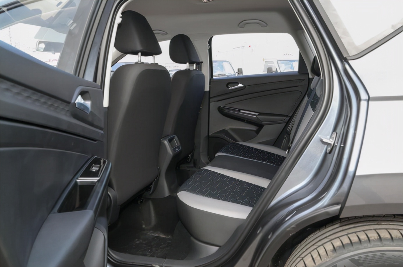 性能和配置都不错的suv推荐,8万出头最值得买的5款suv