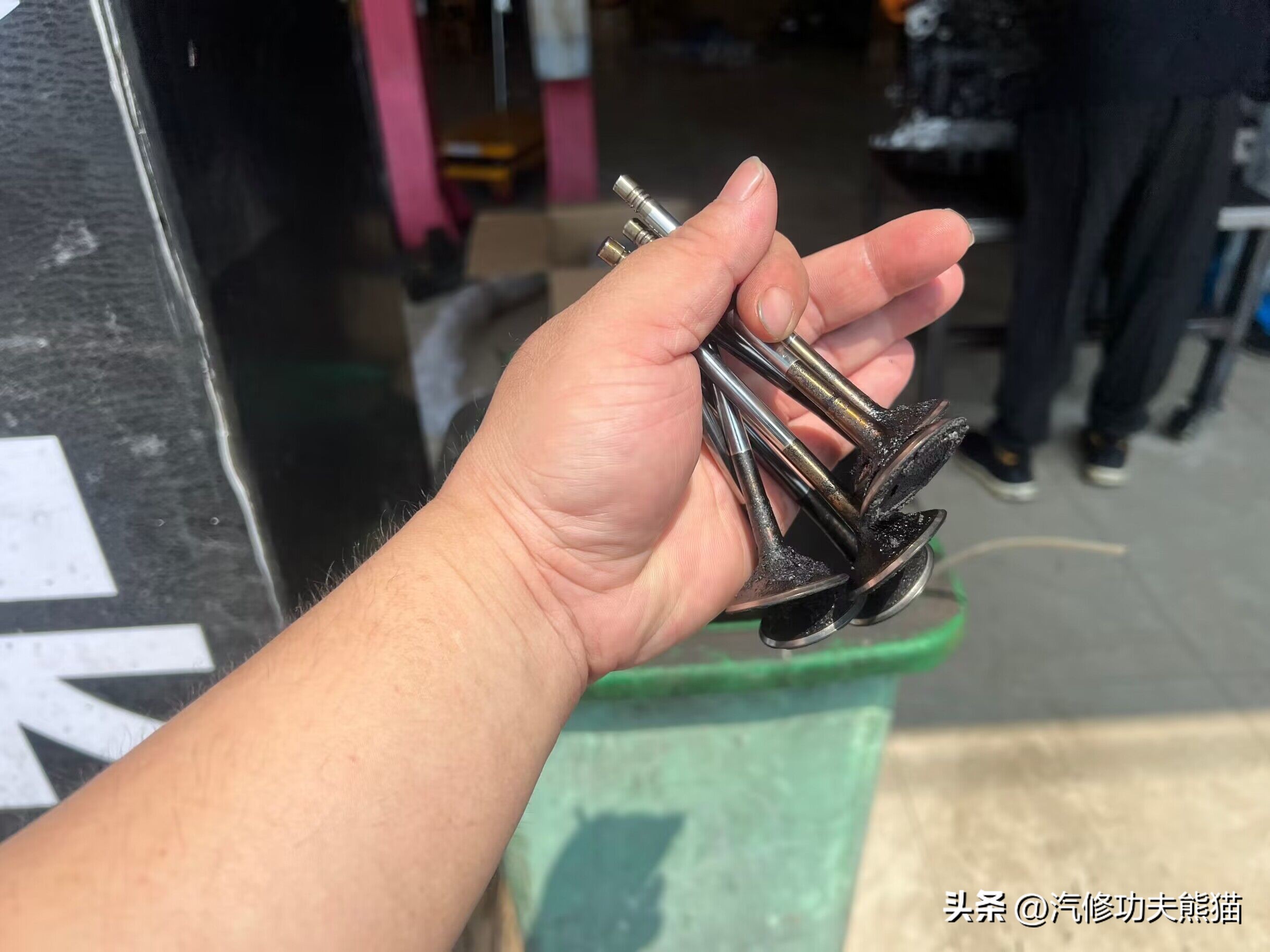 武汉小轿车烧机油处理办法,老款斯柯达烧机油解决方案