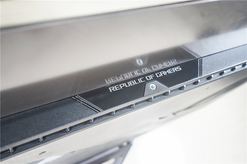 48英寸巨屏OLED电脑显示器——华硕巨擎48OLED入手4个月体验