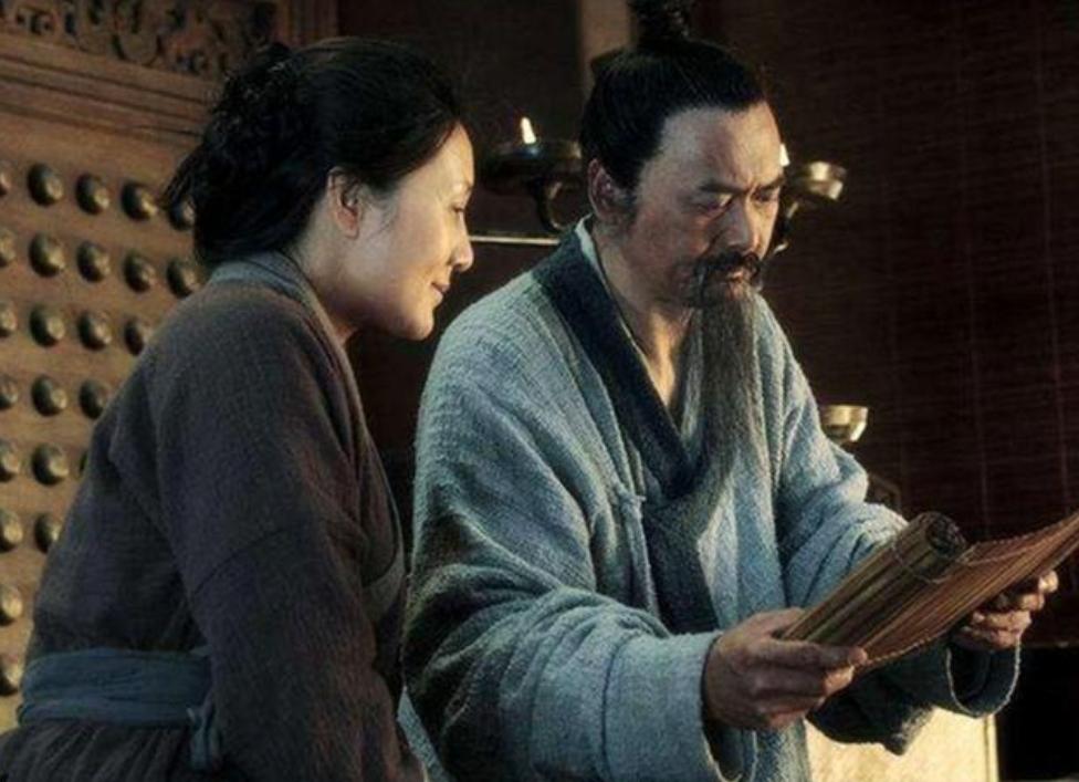 瀛斿瓙瀹堕璁鸿,瀛斿瓙涓昏鐨勫璁拰鍚ず