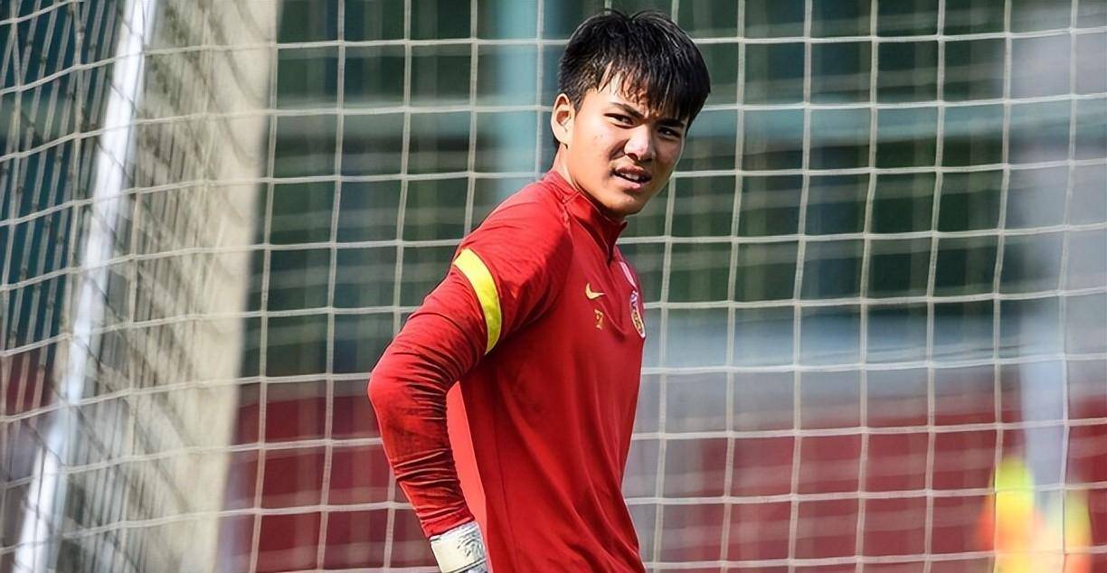 中国U20男足VS沙特，国足一人被媒体盛赞，或接班武磊踢西甲