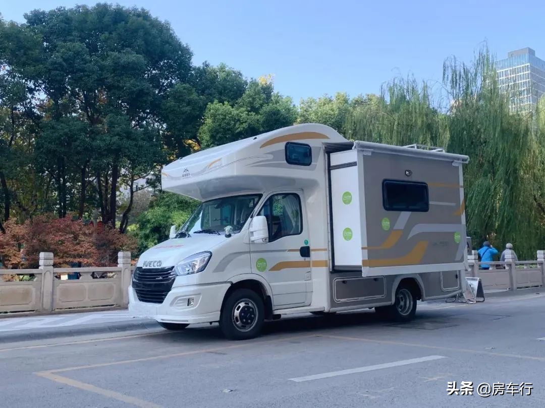 自游房车,自由空间房车