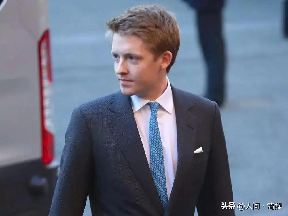 英国格罗夫纳伊顿庄园,英国格罗夫纳公爵