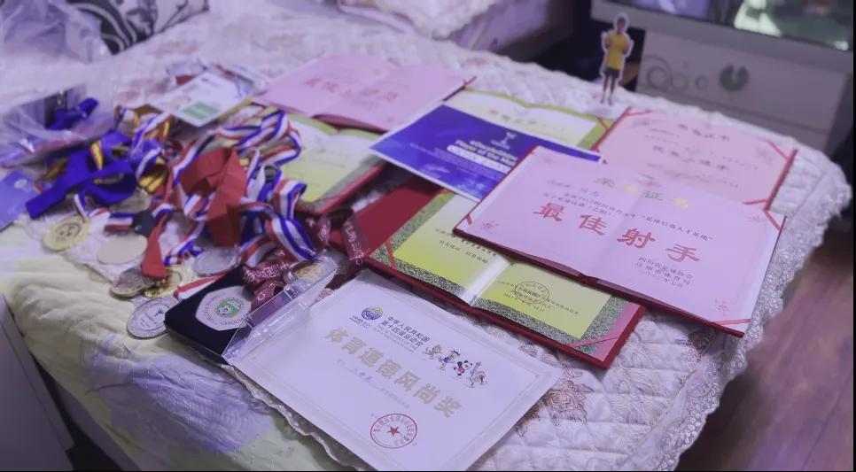 女足后起之秀张琳艳,女足小将张琳艳当选未来之星