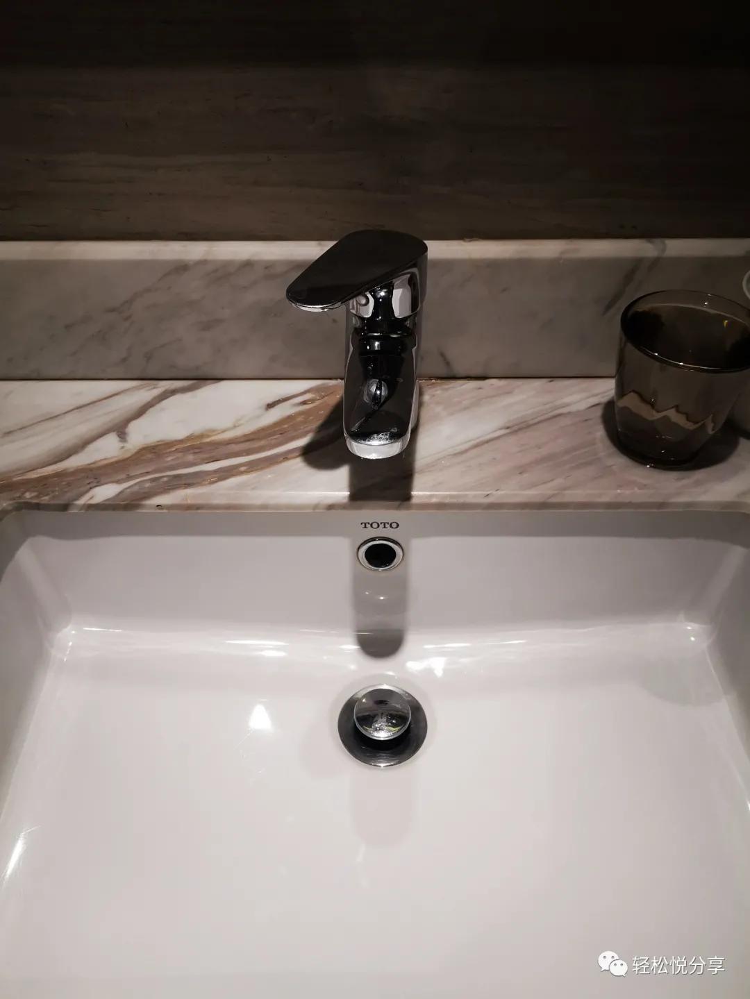 噪音中辗转反侧的一夜——重庆新华酒店入住体验