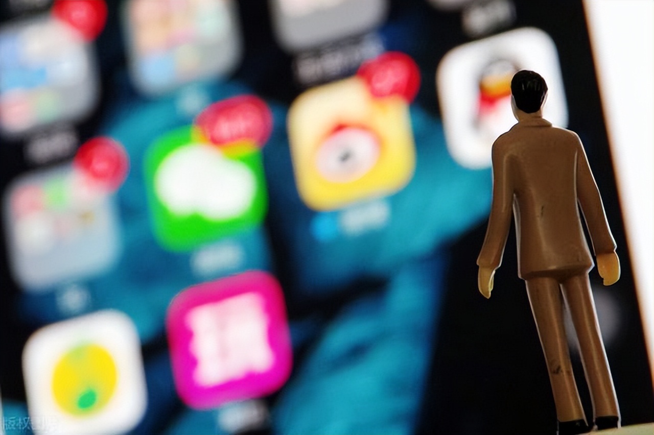 最近为什么那么多qq号被盗,为什么最近qq号接连被盗