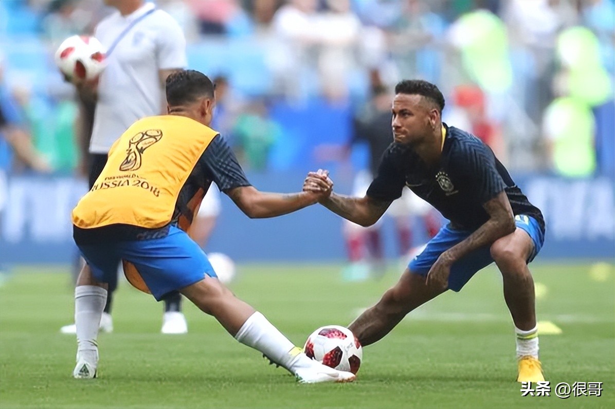 世界杯小品：白云黑土畅聊比赛，坦言看的不是世界杯，而是世界观