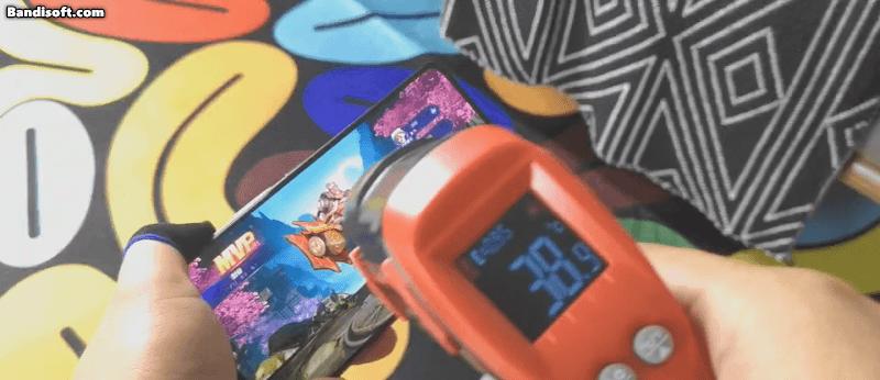 iQOO11S掀翻行业小饭桌，友谊小船真翻了：Super标准杯电竞旗舰