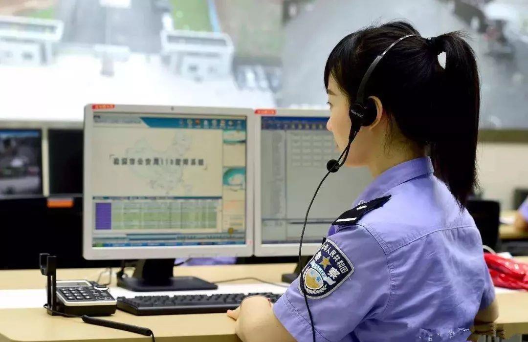 18年浙江快递小哥结识“亿万富豪”，帮送货险些倾家荡产，咋回事