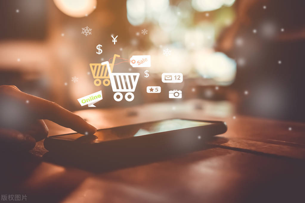 因衣服长时间放购物车被客服嘲讽?网友表示慌了,淘宝回应