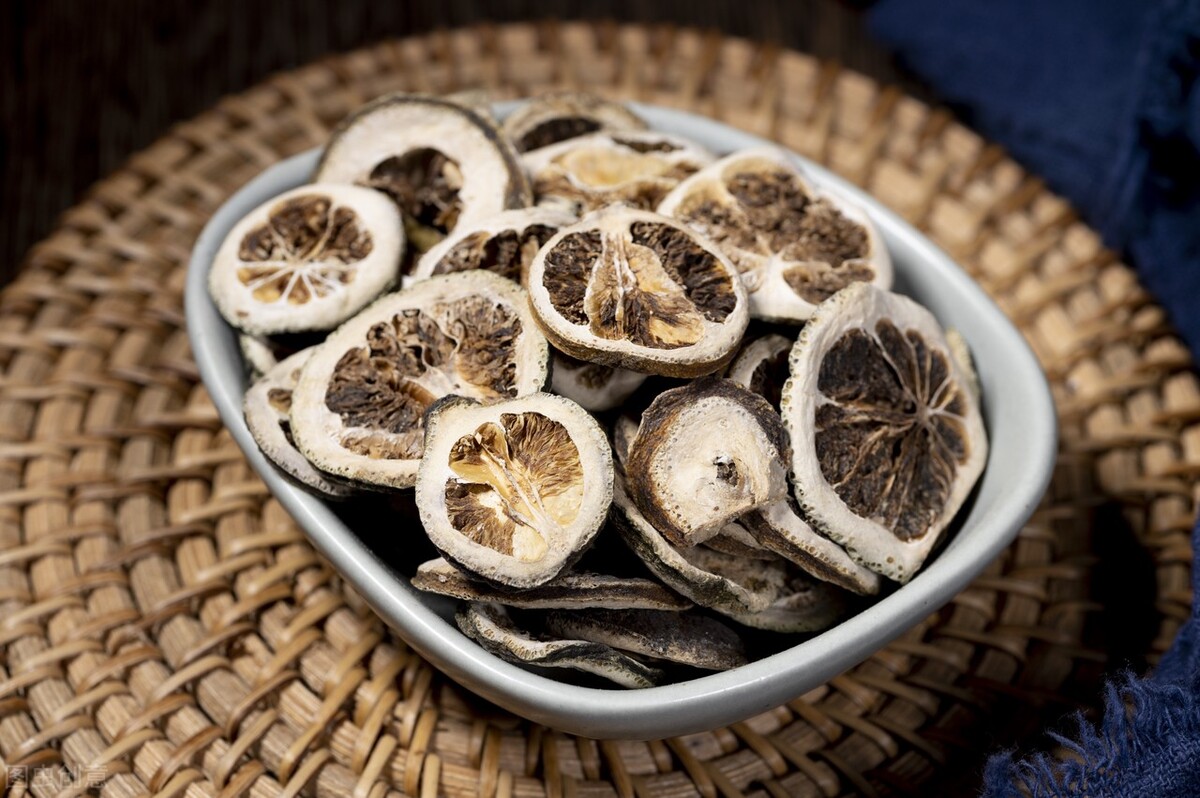 结节囊肿是瘀血还是痰湿,卵巢囊肿子宫肌瘤跟生闷气有关吗