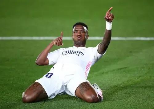 巴西天才维尼·修斯会不会成为皇马第二回合的胜负手？