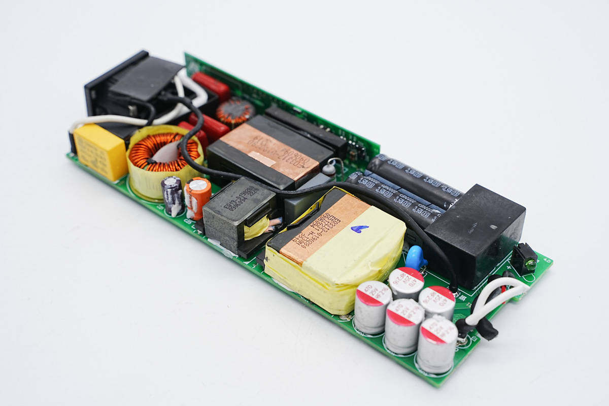 雷蛇笔记本氮化镓适配器,雷蛇330w氮化镓适配器