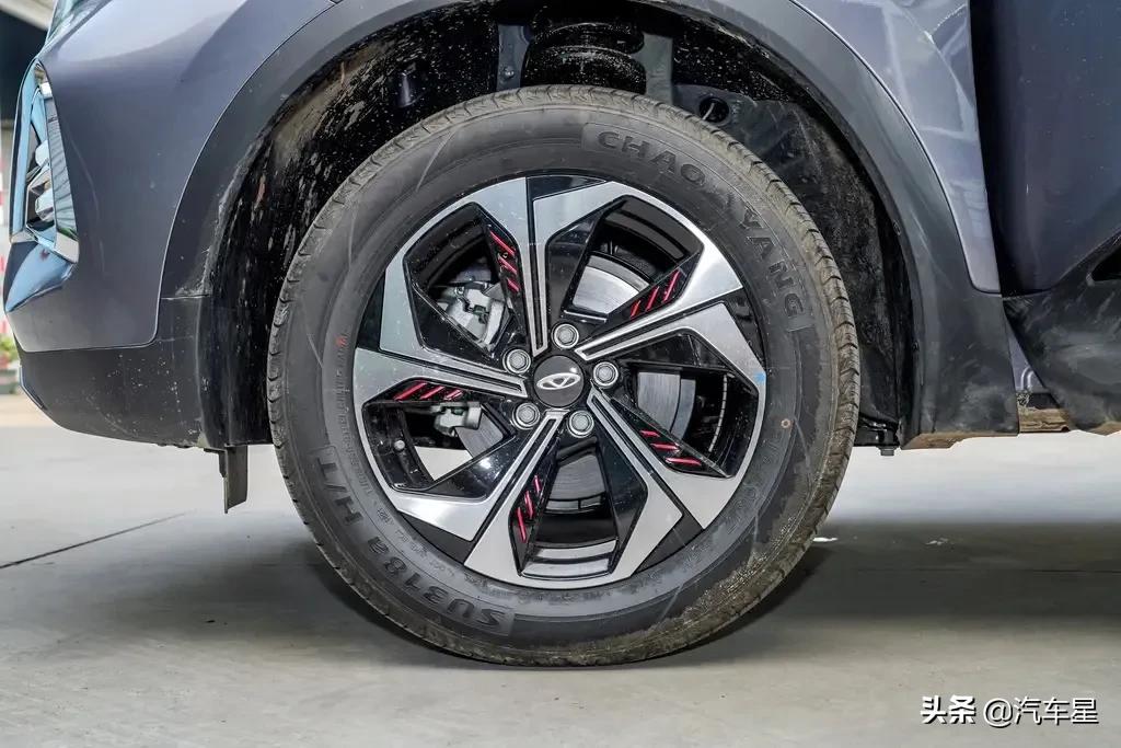 瑞虎5x新款1.5t,瑞虎5x最新改款1.5t