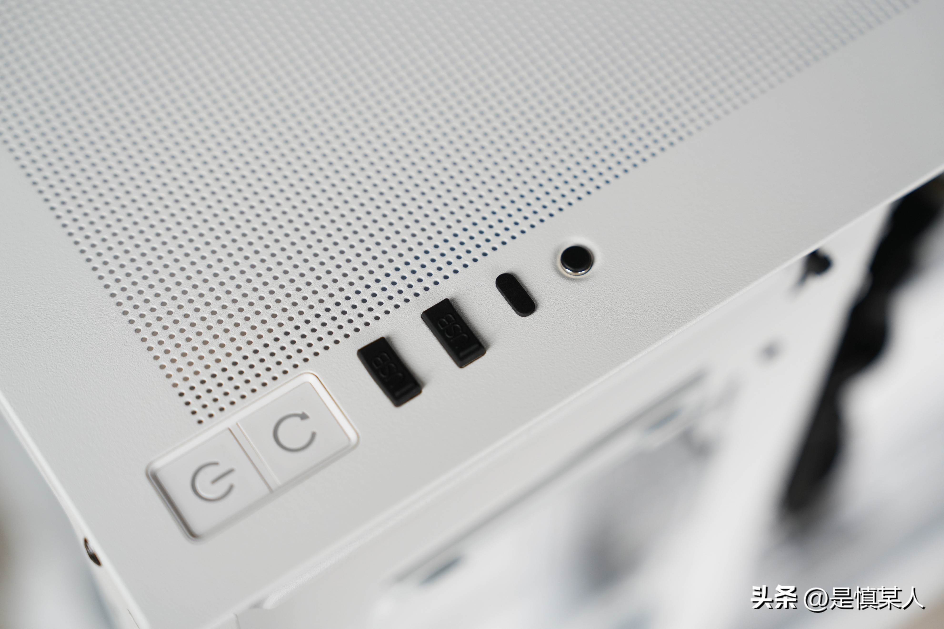 鑫谷昆仑御风机箱评测,鑫谷冰霜360argb冰山版水冷