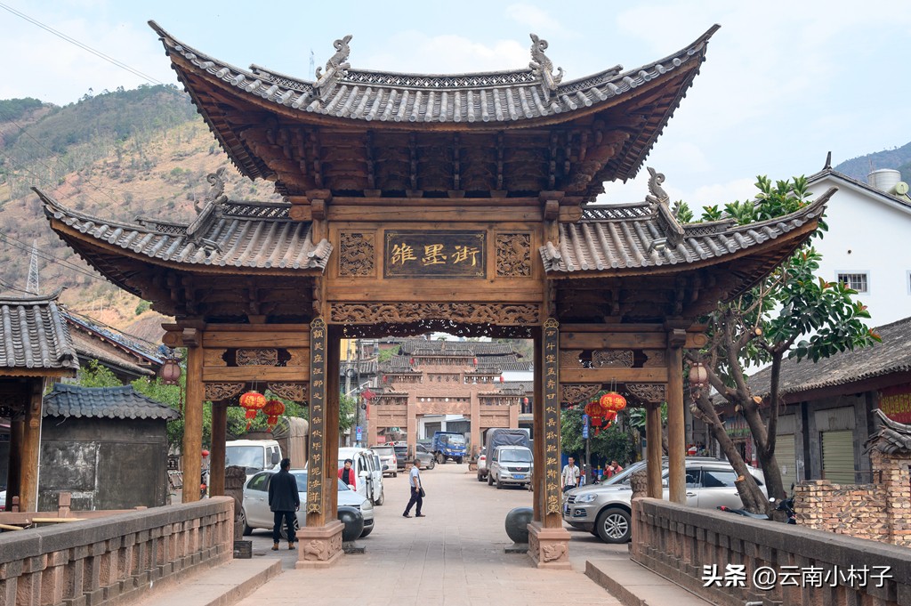 云南古盐井在哪里,诺邓盐井产于哪个地层