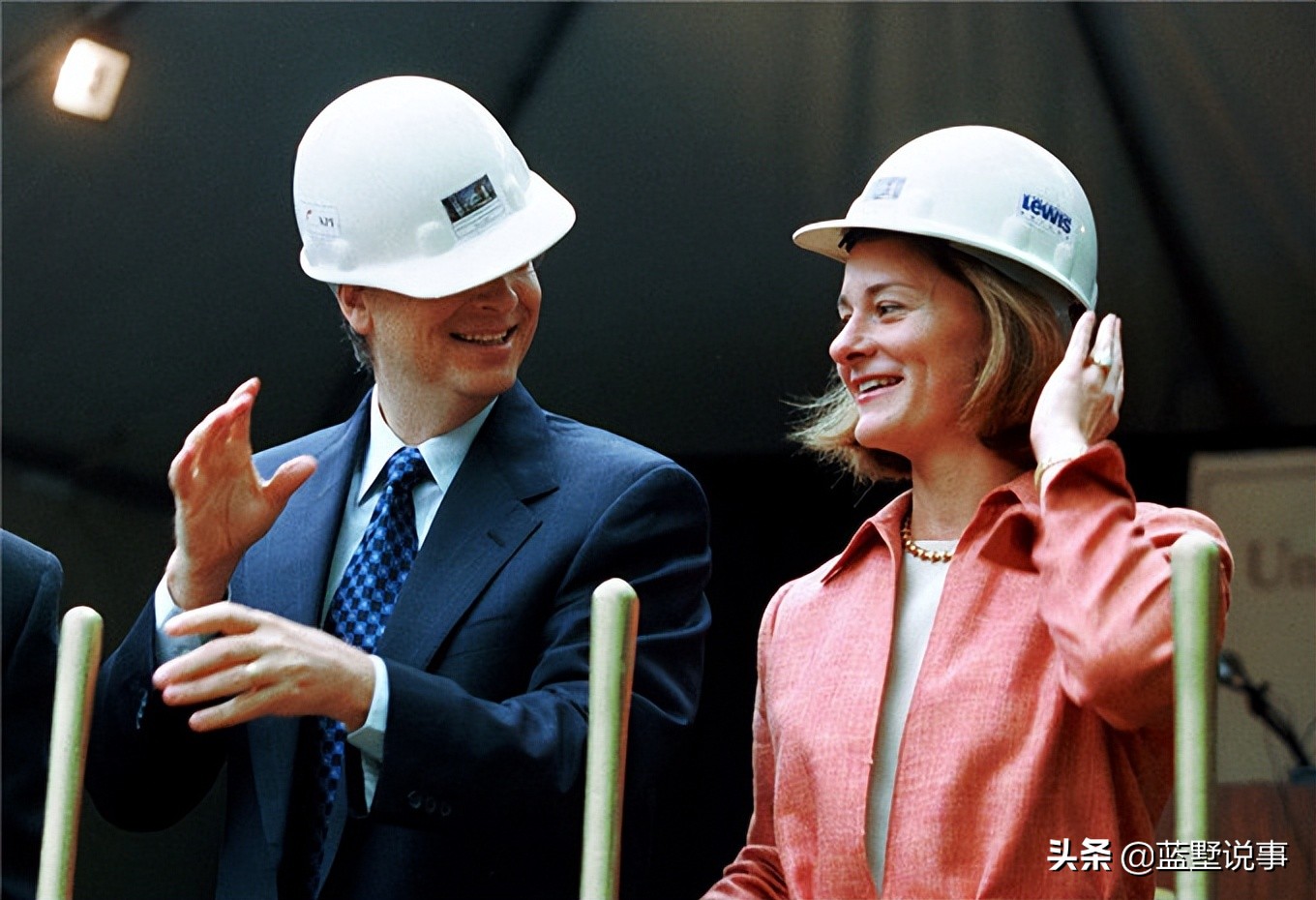 微软之父比尔盖茨,微软创始人比尔盖茨最新消息