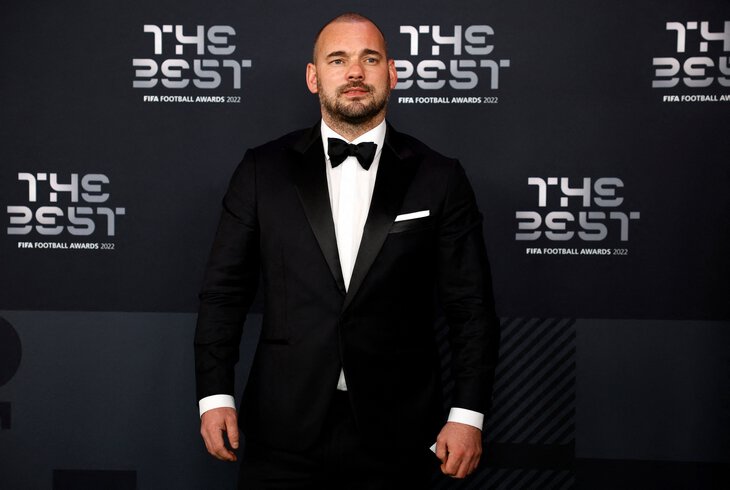 摩根世界杯梅西,梅西黑袍领奖视频