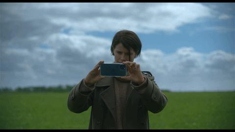 全裸、跟踪、男人生子，大尺度恐怖片《男人》变态到让人无法直视