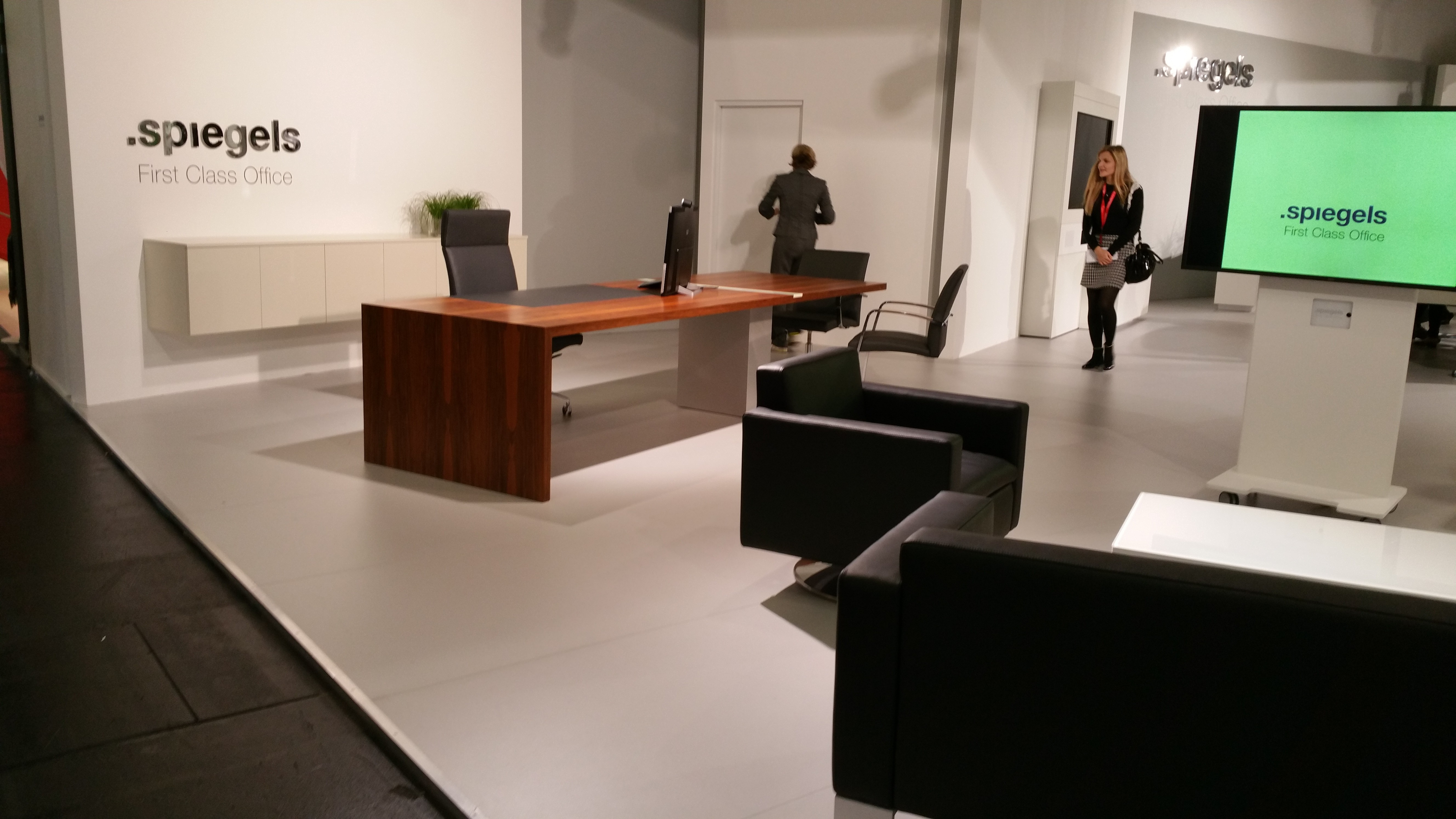 缇庨珮鍔炲叕瀹跺叿鍘傚鍦板潃,鍥介檯鍔炲叕瀹跺叿鍗佸ぇ鍝佺墝