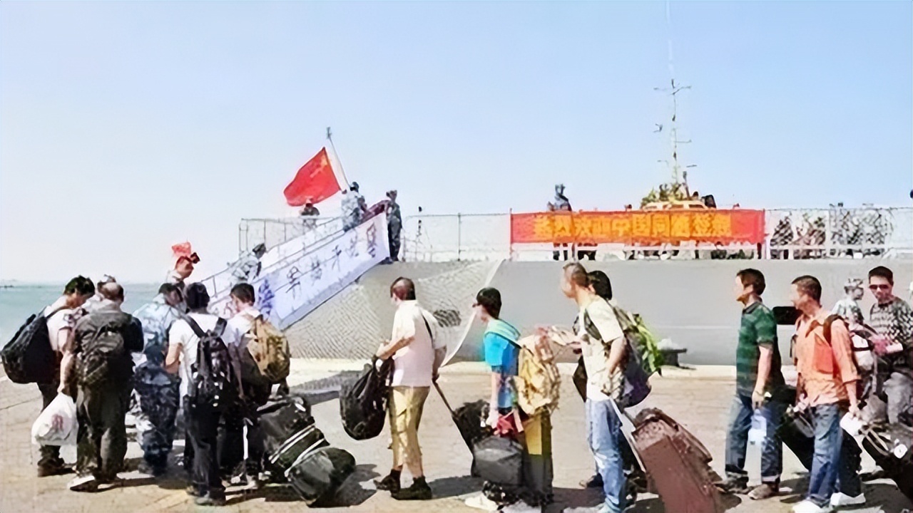 05年尼泊尔撤侨感动瞬间,2015年尼泊尔撤侨事件