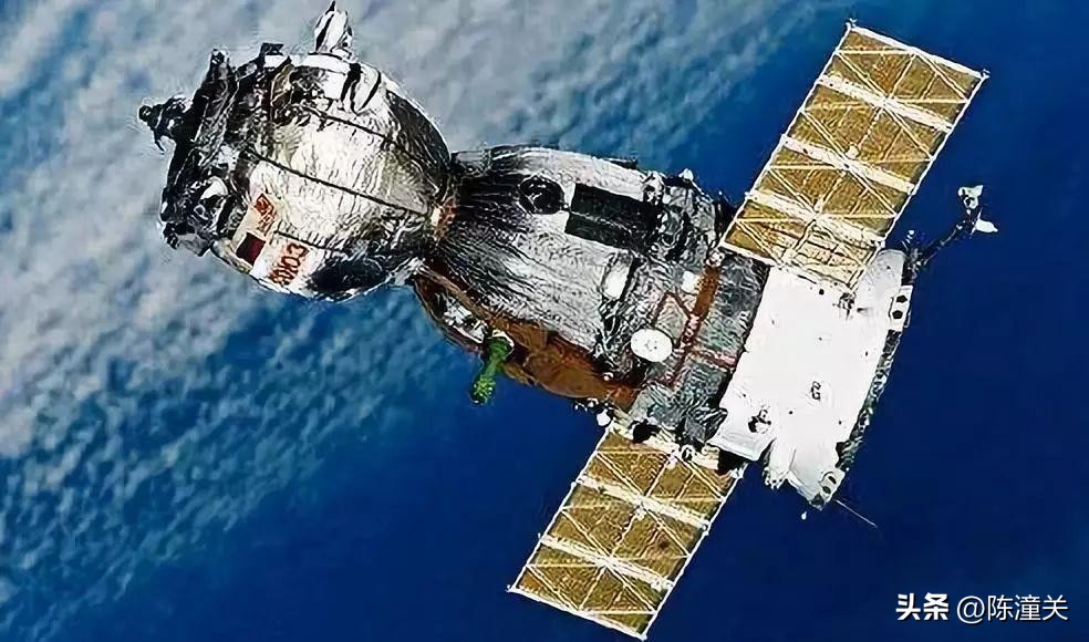 俄罗斯人口多少亿人均gdp,俄罗斯面积和人口兵力