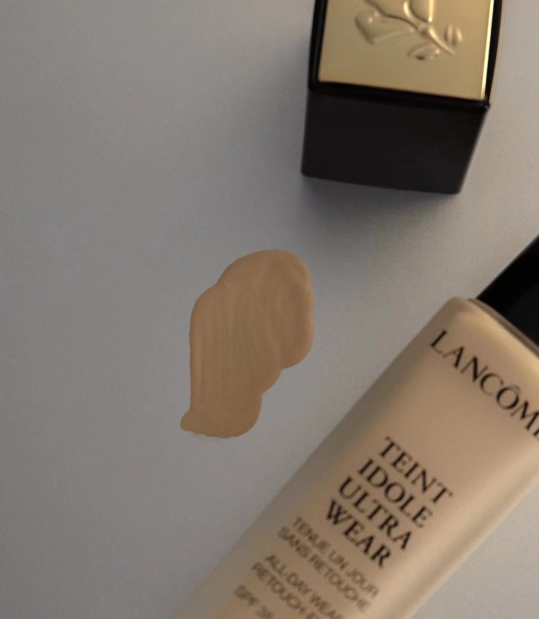 推荐几款适合油皮的粉底液,推荐几款适合混油皮的粉底液