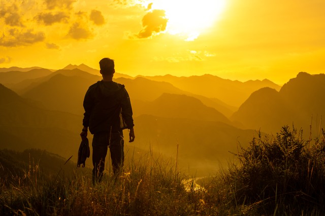 今天的疲惫是为了更加美好的明天,今天的累是为了更好的明天正能量