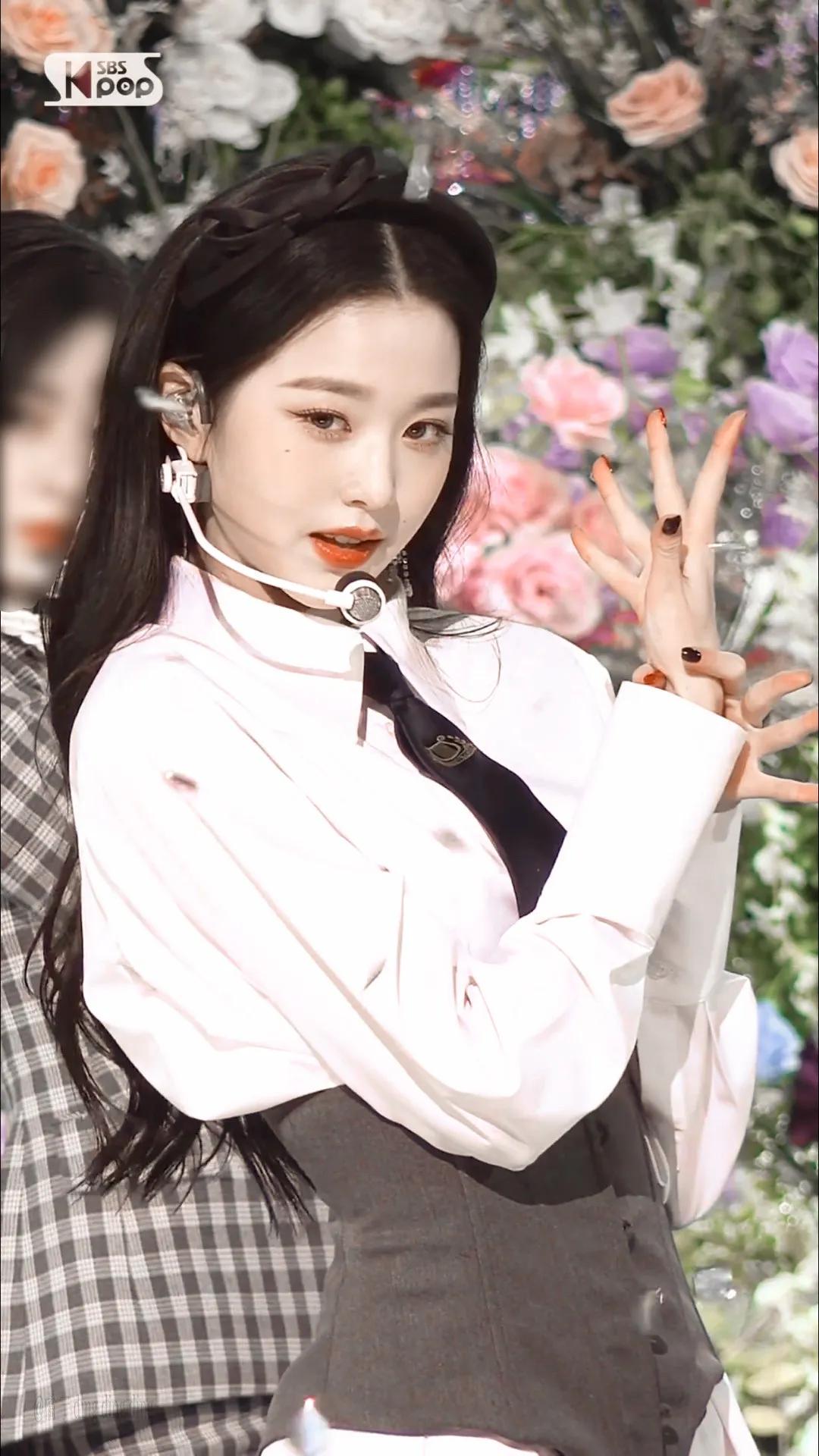 张元英绝美壁纸,张元英全面屏壁纸