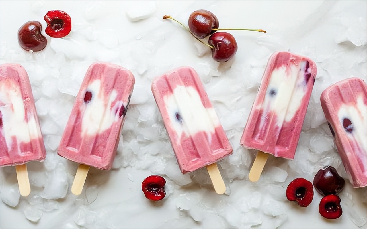 鑱槑杩囦汉浣嗗煄搴滄瀬娣辩殑涓夊ぇ鏄熷骇,杩欎簺鏄熷骇鐪嬩技绗ㄦ嫏瀹炲垯鏈夊ぇ鏅烘収