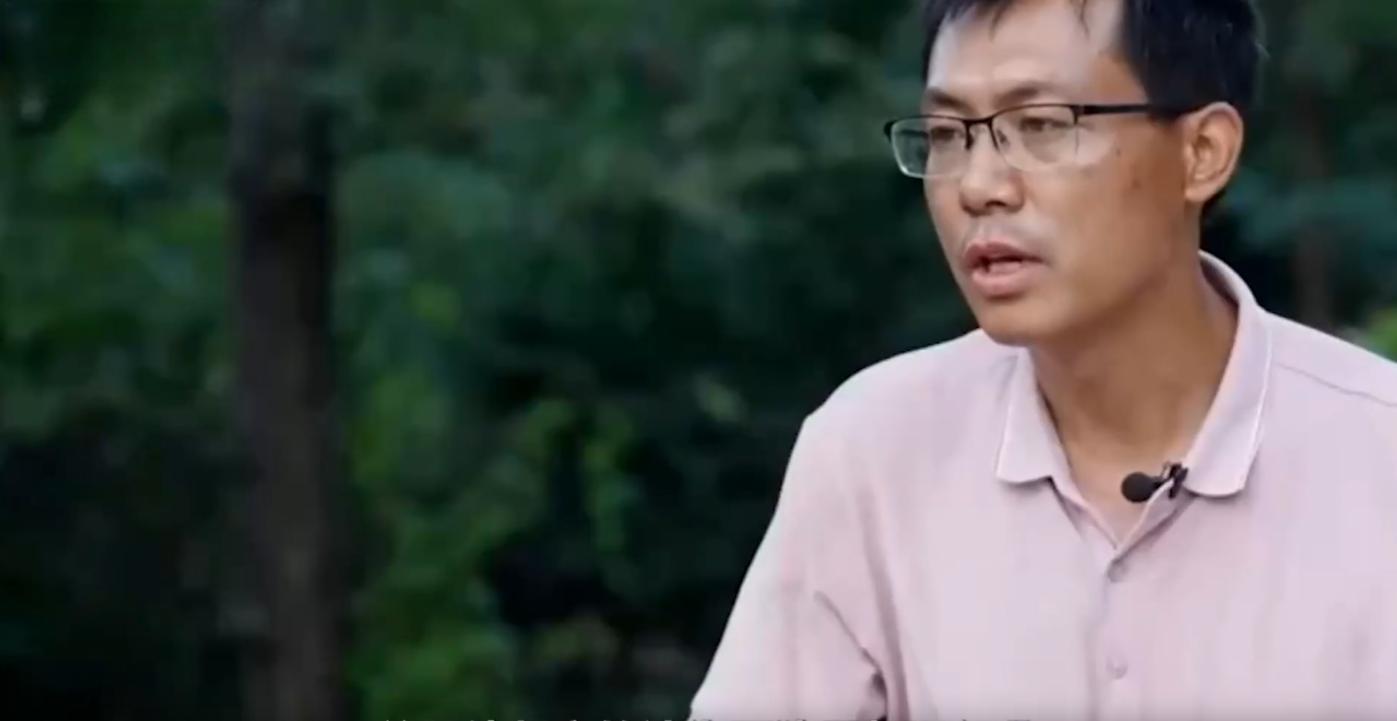 80后小伙回乡养猪发大财,80后小伙创业养猪